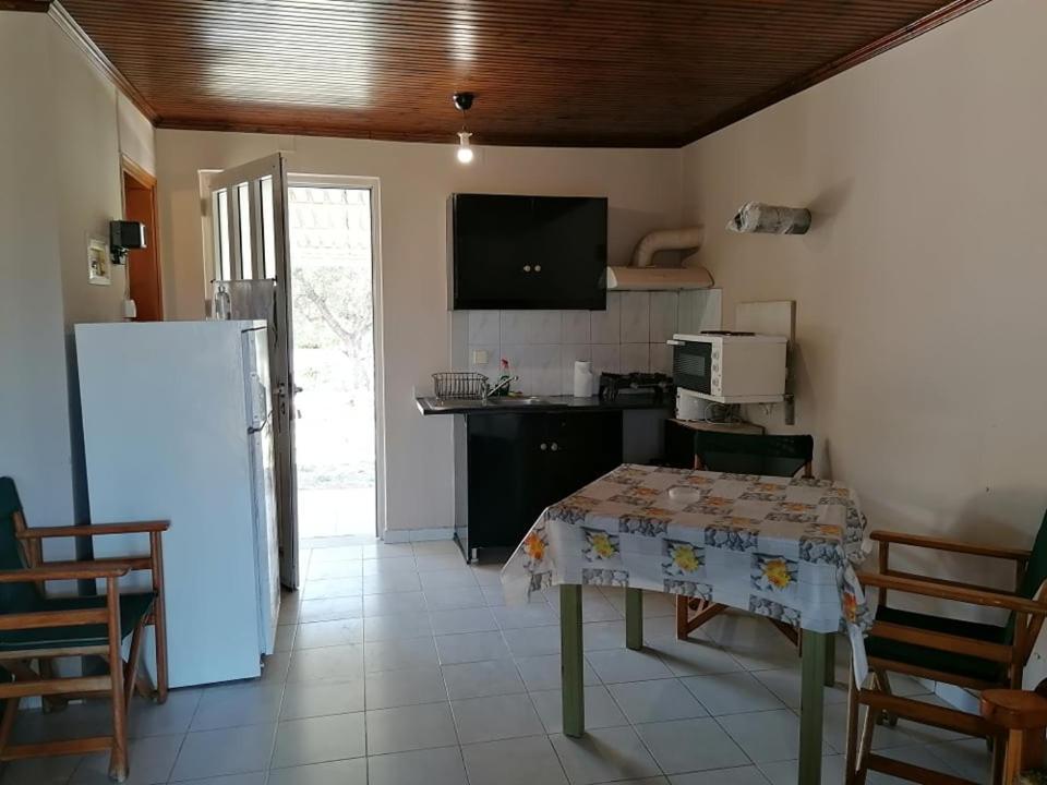Agia Marina Studios, B Kalipádhon 外观 照片